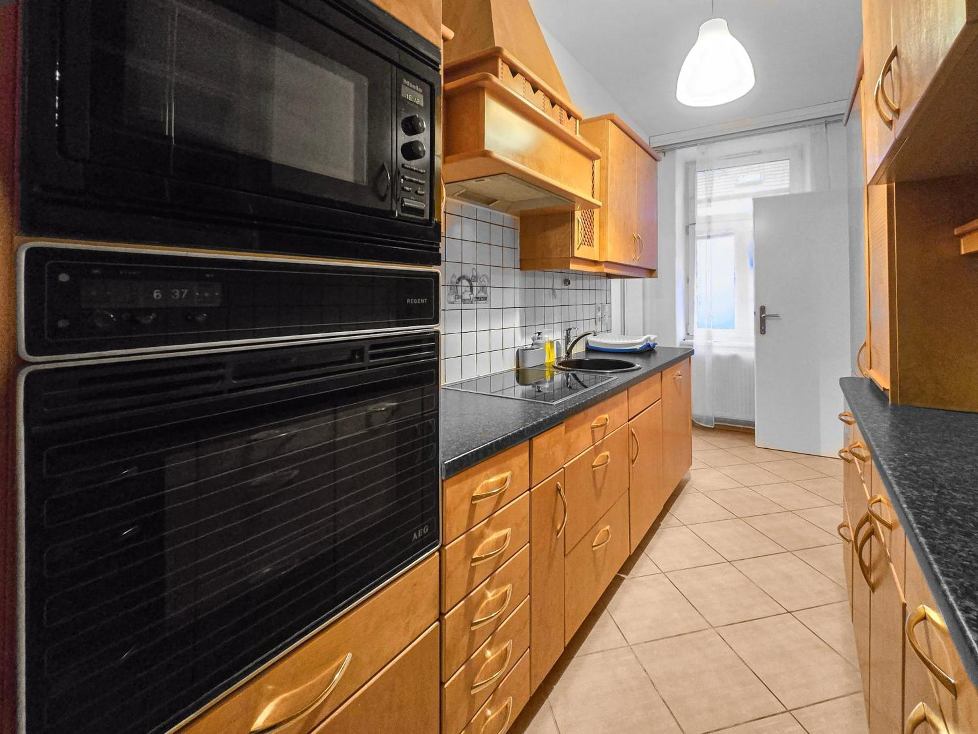 Three-Bedroom, Three King-Size Bed Retreat Вена Экстерьер фото